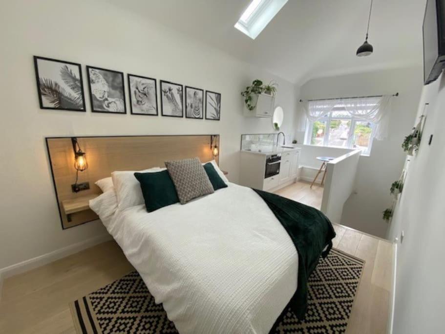 Modern Annex On The Outskirts Of Bath And Bristo Saltford Extérieur photo